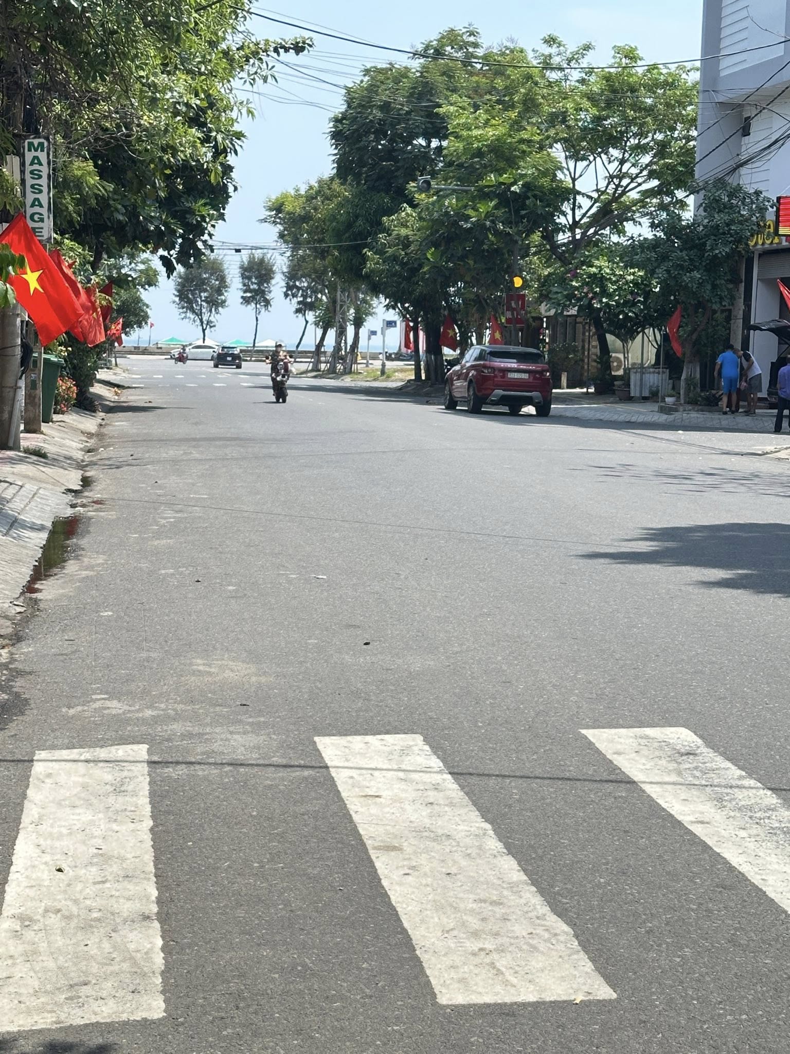 🔴SIÊU PHẨM GÓC 2 MẶT TIỀN ĐƯỜNG 10M5 VỊ TRÍ CÁCH BIỂN VÀI BƯỚC - Ảnh 1